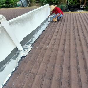 TUKANG BAIKI ATAP BUMBUNG BOCOR TAMAN IXORA BANDAR BARU SALAK TINGGI SEPANG