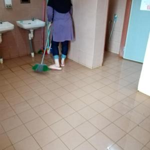Servis pembersihan office, premis perniagaan, homestay dll