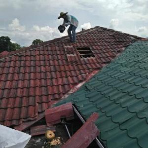 Tukang Bumbung Bocor Seremban 3. Fikri