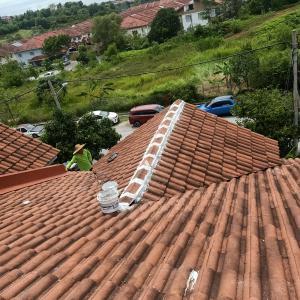 Tukang Baiki Bumbung Bocor