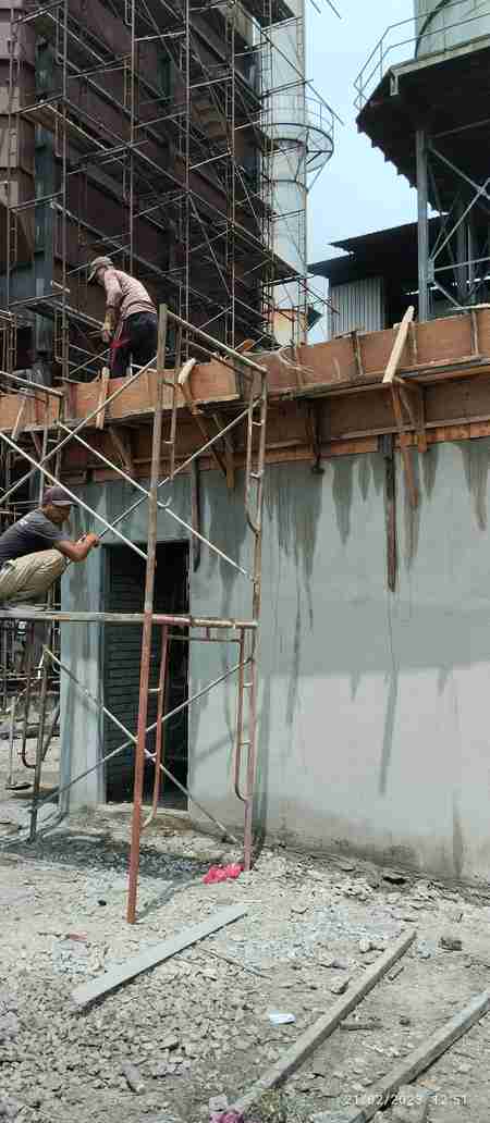 Tukang rumah senawang