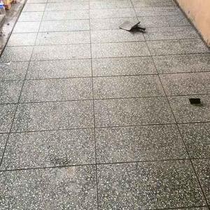 Tukang Rumah Taman Desa Kiara. Khairul 