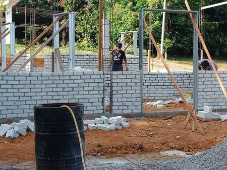 Tukang Rumah Taman College Heigts. Khairul 