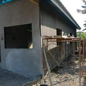 Tukang Rumah Taman Dusun Setia. Khairul 