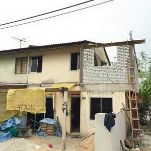 Tukang Rumah Taman Sri Siantan Senawang. Khairul 