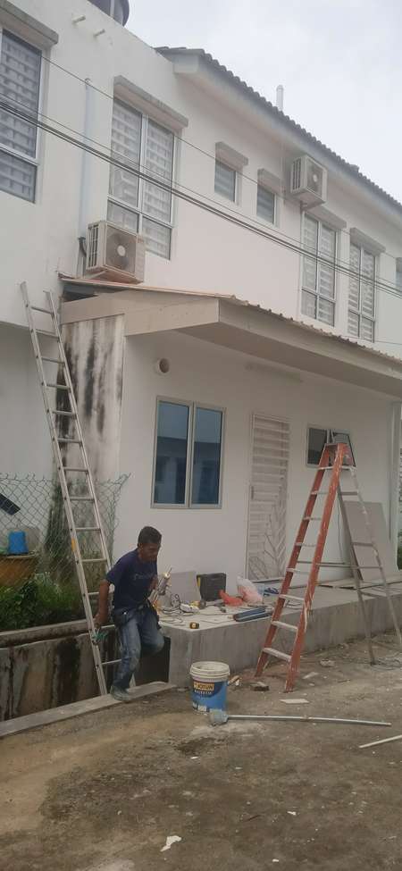 Tukang Bumbung dan Paip Bocor