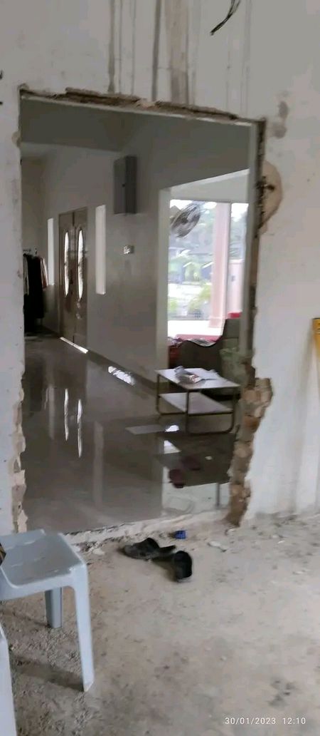 Samri Tukang Rumah/Tukang Paip Sikamat 