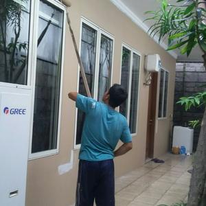 Tukang cat rumah nilai Perdana