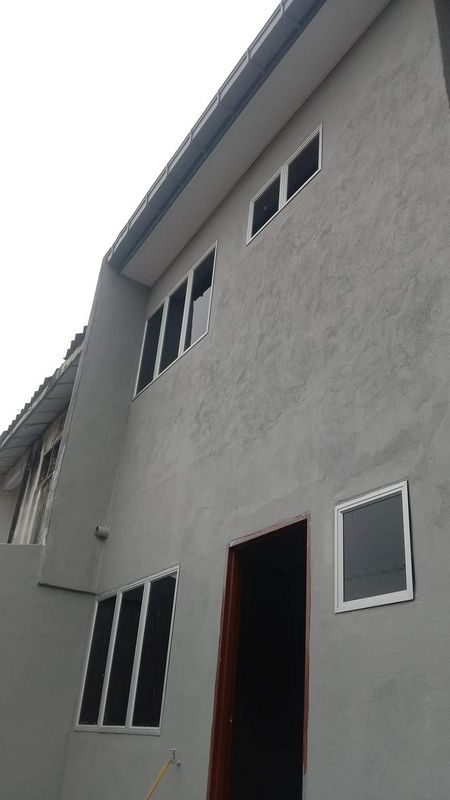 Khairul  Tukang Rumah Kampung Ismail