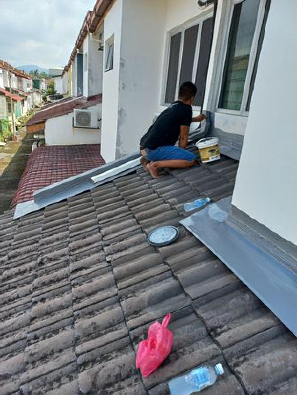 Tukang Baiki Bumbung Bocor  Mohd.amir Sepang Selangor