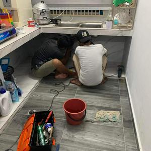 Tukang Rumah & Tukang Paip