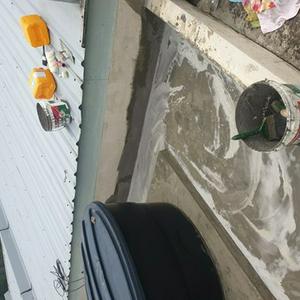 Plumber dan tukang rumah