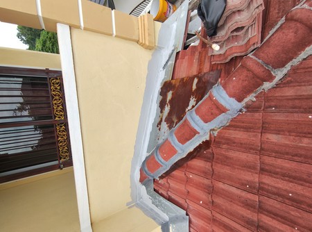 Khairul Tukang Rumah, Tukang Bumbung Bocor Kampung Ismail