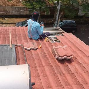 Tukang rumah taman rasah jaya