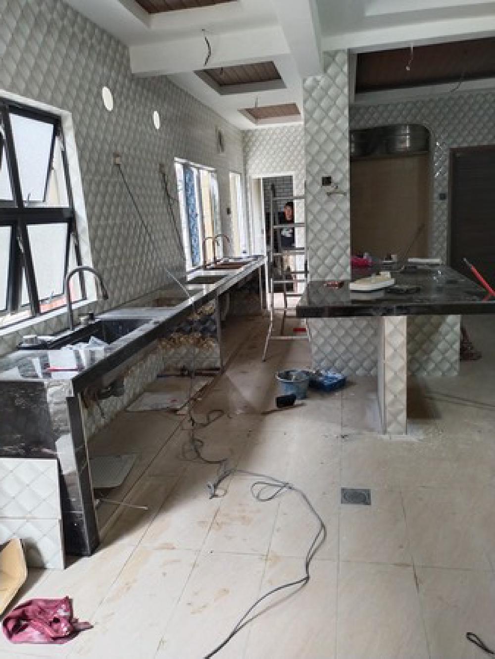 Tukang bumbung seremban Nazzym Ahmad