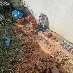 Kontraktor bina dan ubahsuai rumah keramat