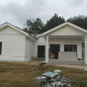 Tukang rumah lot 536 Jamal