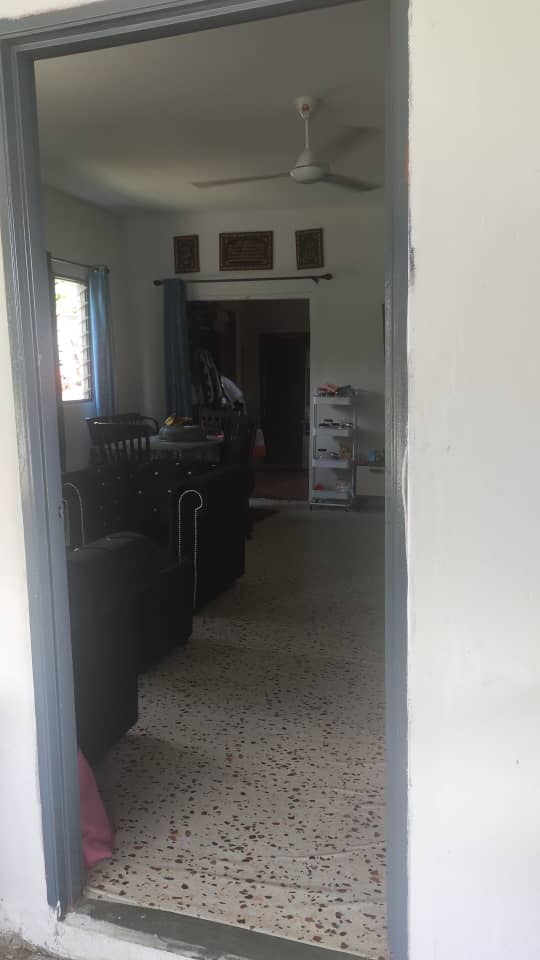 Rumah Tanpa Dokumen Untuk Dijual Di Kempas