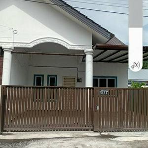 Rumah Semi Detached Atas Tanah Lot