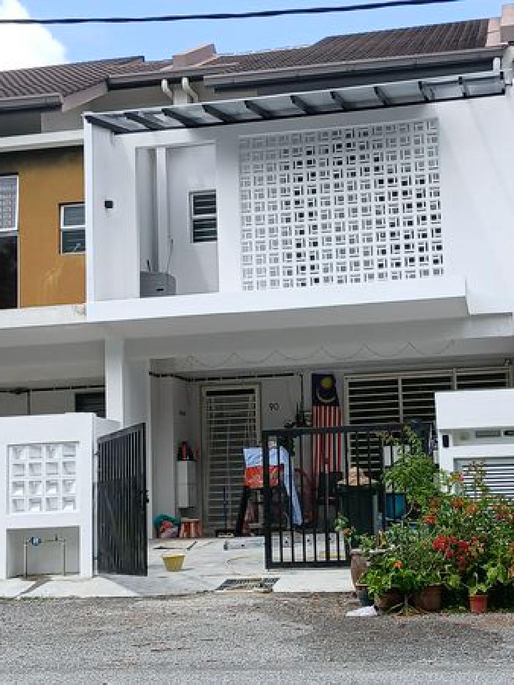 Kontraktor rumah kajang edmi noor