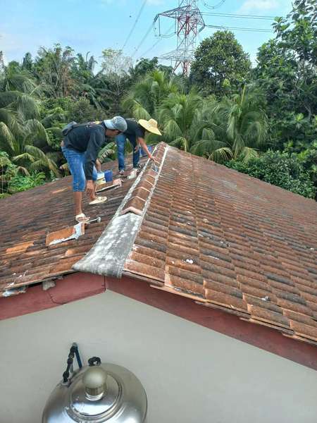 Tukang bumbung bocor edmi noor