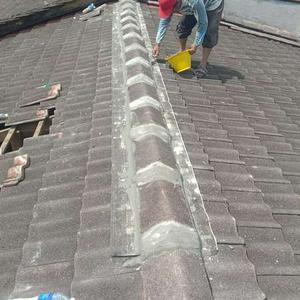 Repair atap Bocor hulu langat