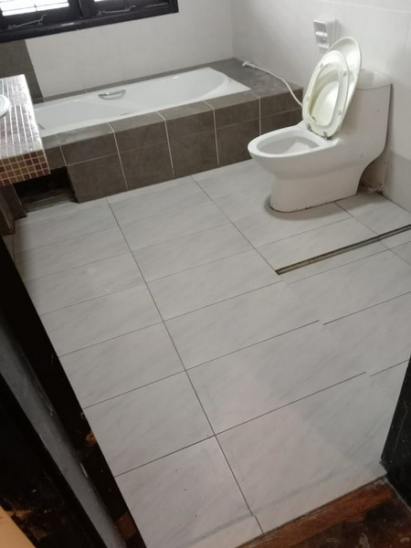 Pakar tile and mozaik dang wangi