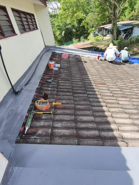 Tukang cat rumah, pakar baiki pulih bumbung rumah/official kawasan bandar putra kulai Johor Bahru sekitar