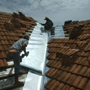 Tukang bumbung bocor subang jaya