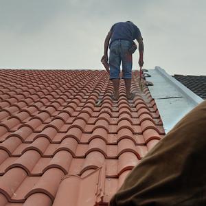 Tukang bumbung bocor puncak alam