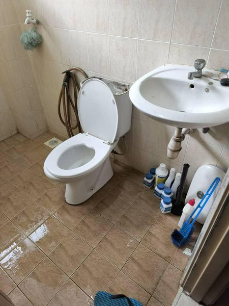 Plumber paip tersubat alam impian