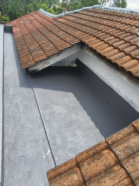 Pakar baiki bumbung/slab bocor taman Adda hight sky blue jb