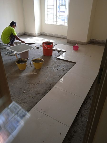 Tukang pasang tiles area country homes Rawang  hanif