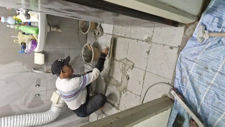 Myrenovasi rumah plumber kota kemuning