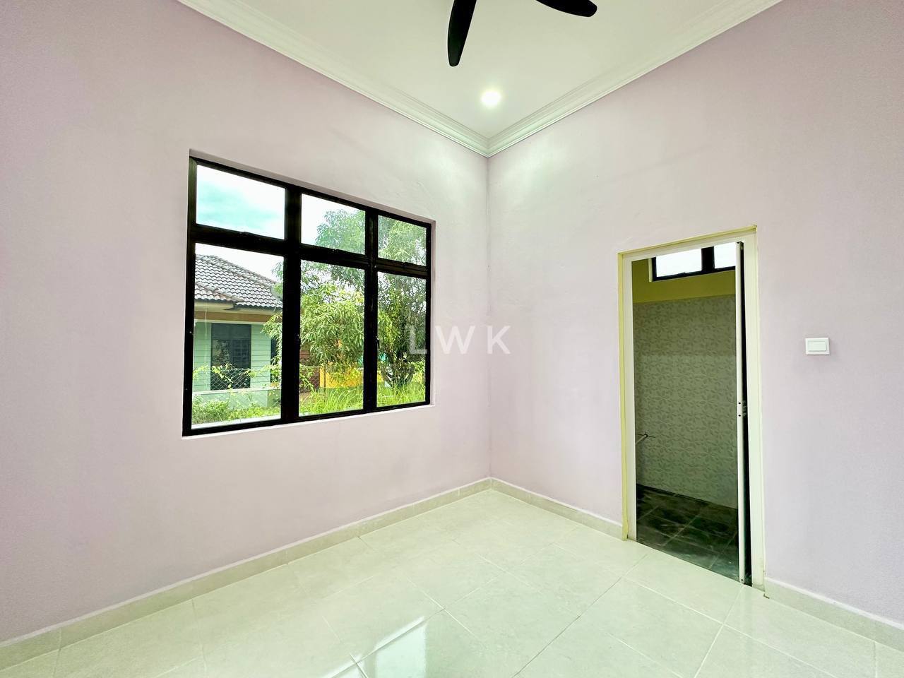 BANGLO 1 TINGKAT CANTIK DI MANAL, TANAH MERAH!