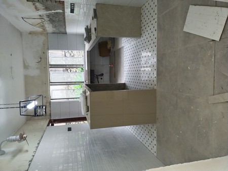 Tukang rumah bangi  Nazzym Ahmad