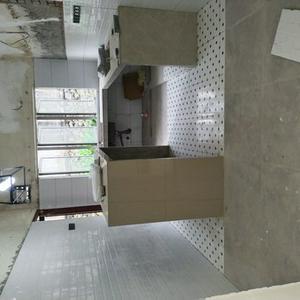 Tukang rumah bangi  Nazzym Ahmad