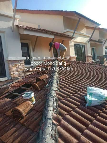 Tukang Rumah bumbung bocor kajang