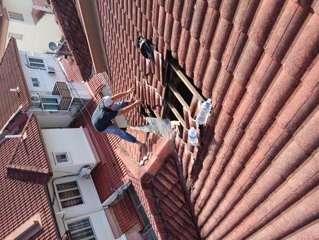 Tukang bumbung bocor bangi  edmi noor