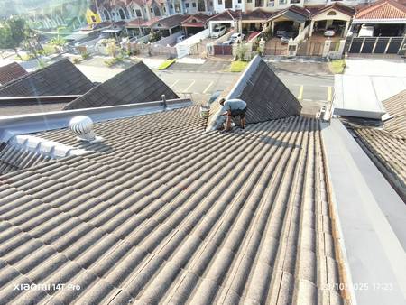 Pakar baiki bumbung bocor tukang cat rumah setia tropika skudai Johor Bahru sekitar