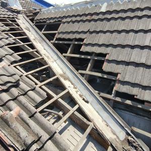 Tukang cat rumah, pakar repair bumbung bocor area taman impian emas Johor Bahru