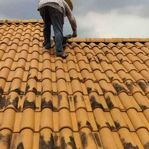 Pakar baiki bumbung bocor tukang cat rumah kawasan dato' oon taman daya adda hight jb sekitar