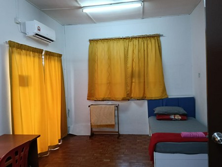 Rumah Teres Corner, Bandar Baru Putra 31400 Ipoh Perak.