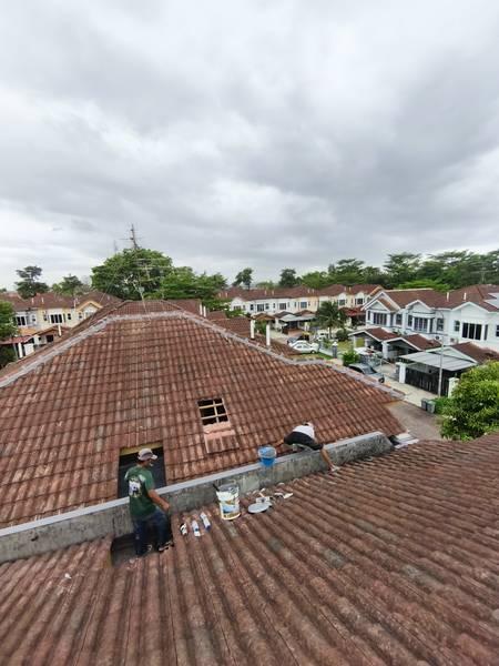 Tukang baiki bumbung bocor area taman pelangi johor Bahru