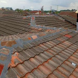 Tukang rumah.bumbung bocor