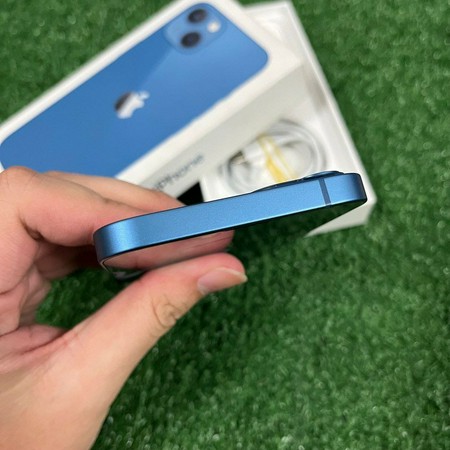 IPHONE 13 BLUE