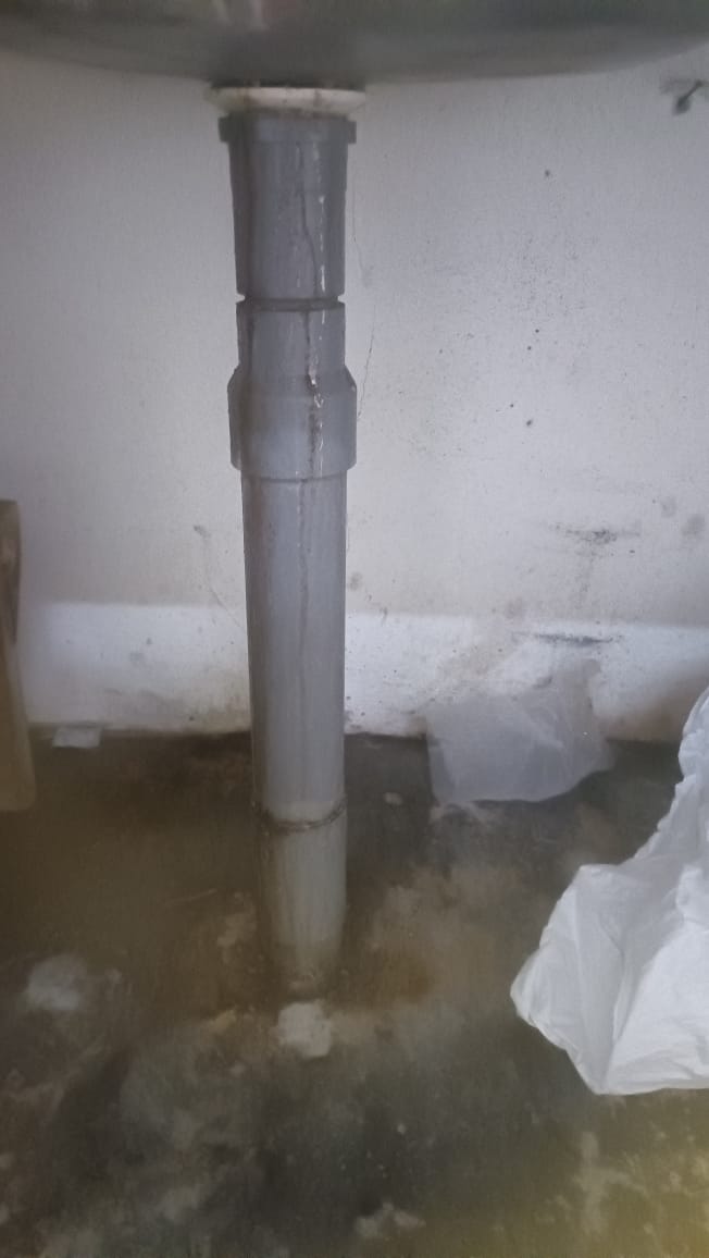 Plamber,mohd irfan  tukang baiki atap bumbung,paip bocor,tukang area ampang