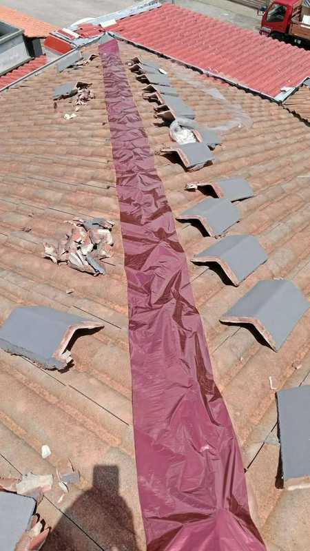 Tukang bumbung bocor