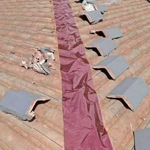 Tukang bumbung bocor