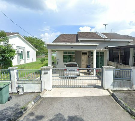 SEMI-D SETINGKAT TAMAN MERBAU INDAH 1, MERBAU PULAS/PADANG SERAI